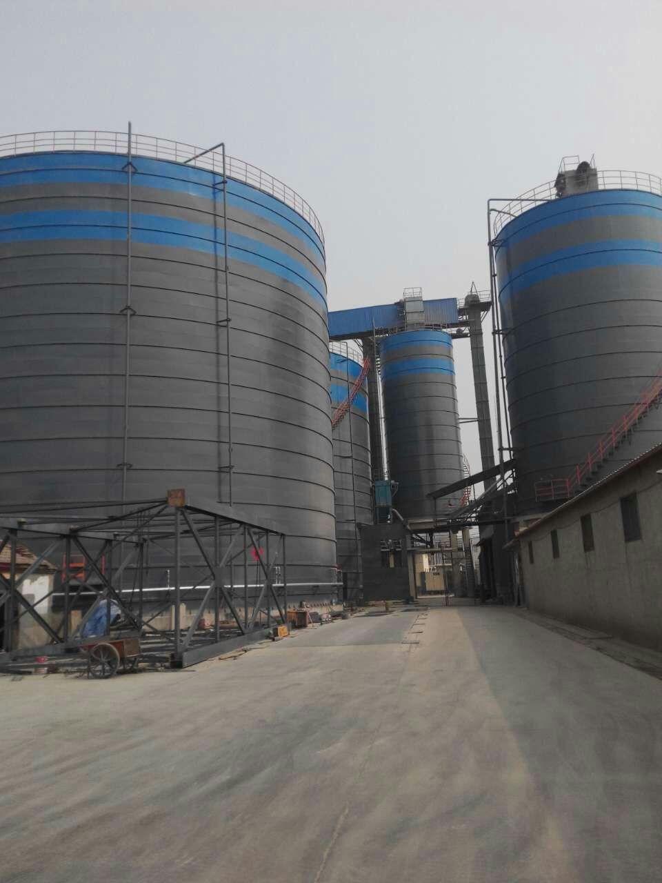 延长粉煤灰储存库基础怎么建造